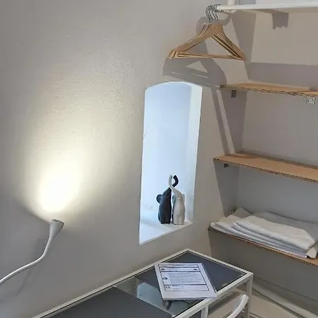 Central, Cozy, Designed 1-br At Akazienkiez * 柏林