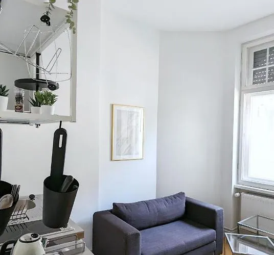 Central, Cozy, Designed 1-br At Akazienkiez アパート ベルリン