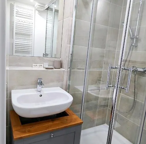 Central, Cozy, Designed 1-br At Akazienkiez Berlin