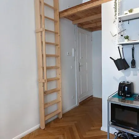 Apartament Central, Cozy, Designed 1-br At Akazienkiez *