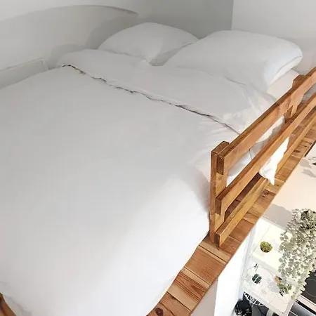 Apartament Central, Cozy, Designed 1-br At Akazienkiez Berlin