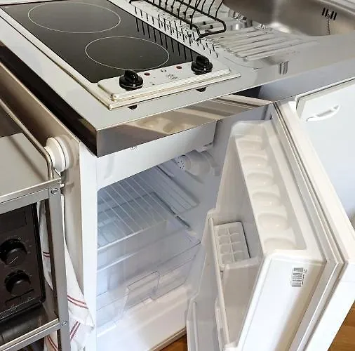 Central, Cozy, Designed 1-br At Akazienkiez Διαμέρισμα *